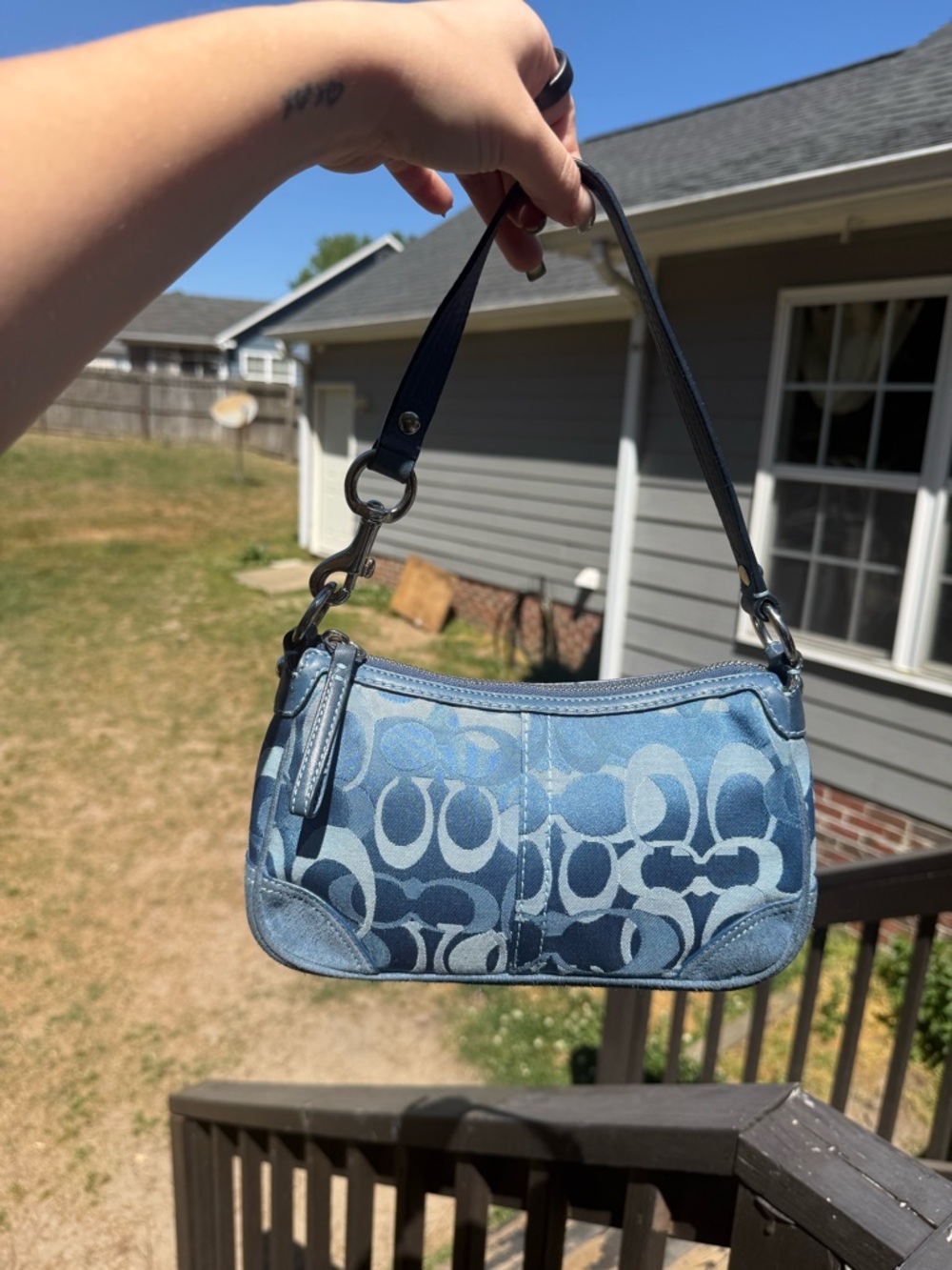 Coach Chelsea Optic Demi Baguette
